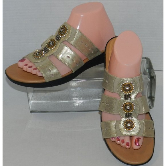 easy street ladies sandals